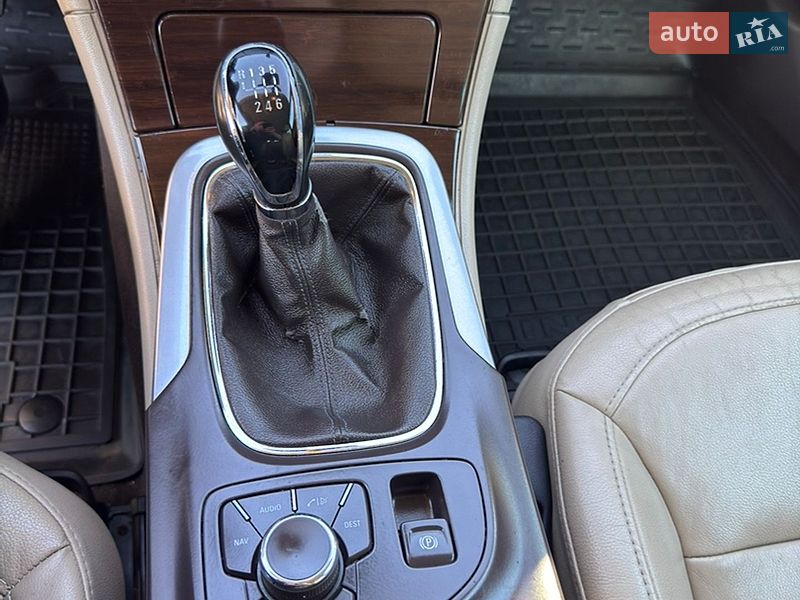 Універсал Opel Insignia 2009 в Києві