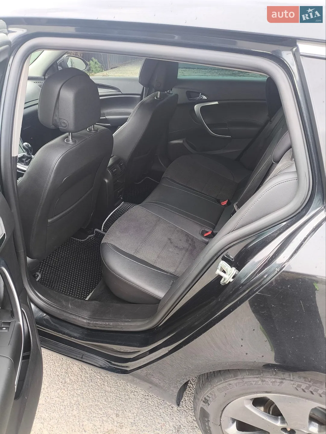 2012 Opel Insignia - мініатюра 13