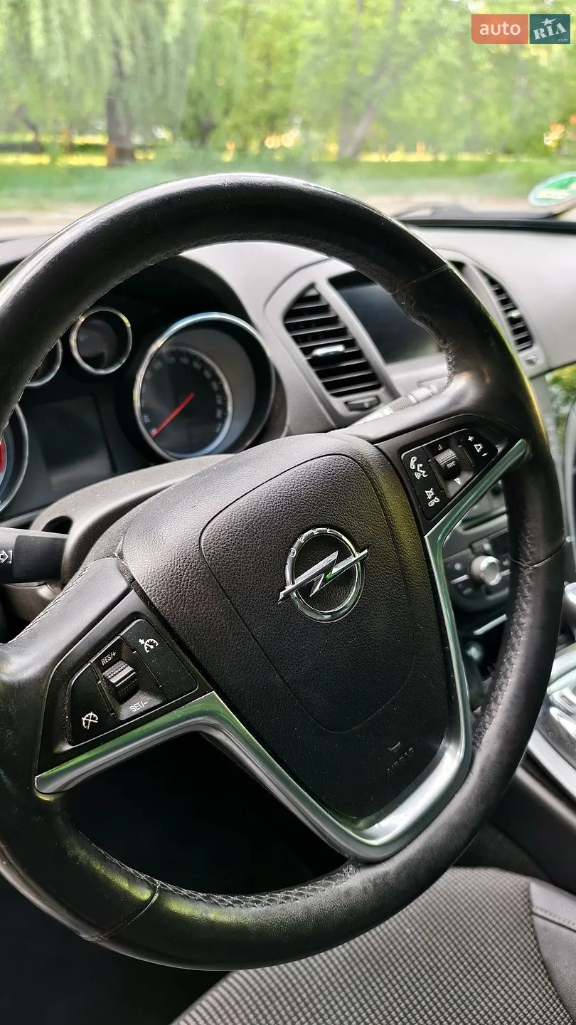 2012 Opel Insignia - мініатюра 18