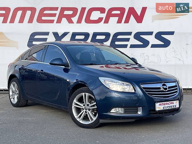 Лифтбек Opel Insignia 2010 в Киеве