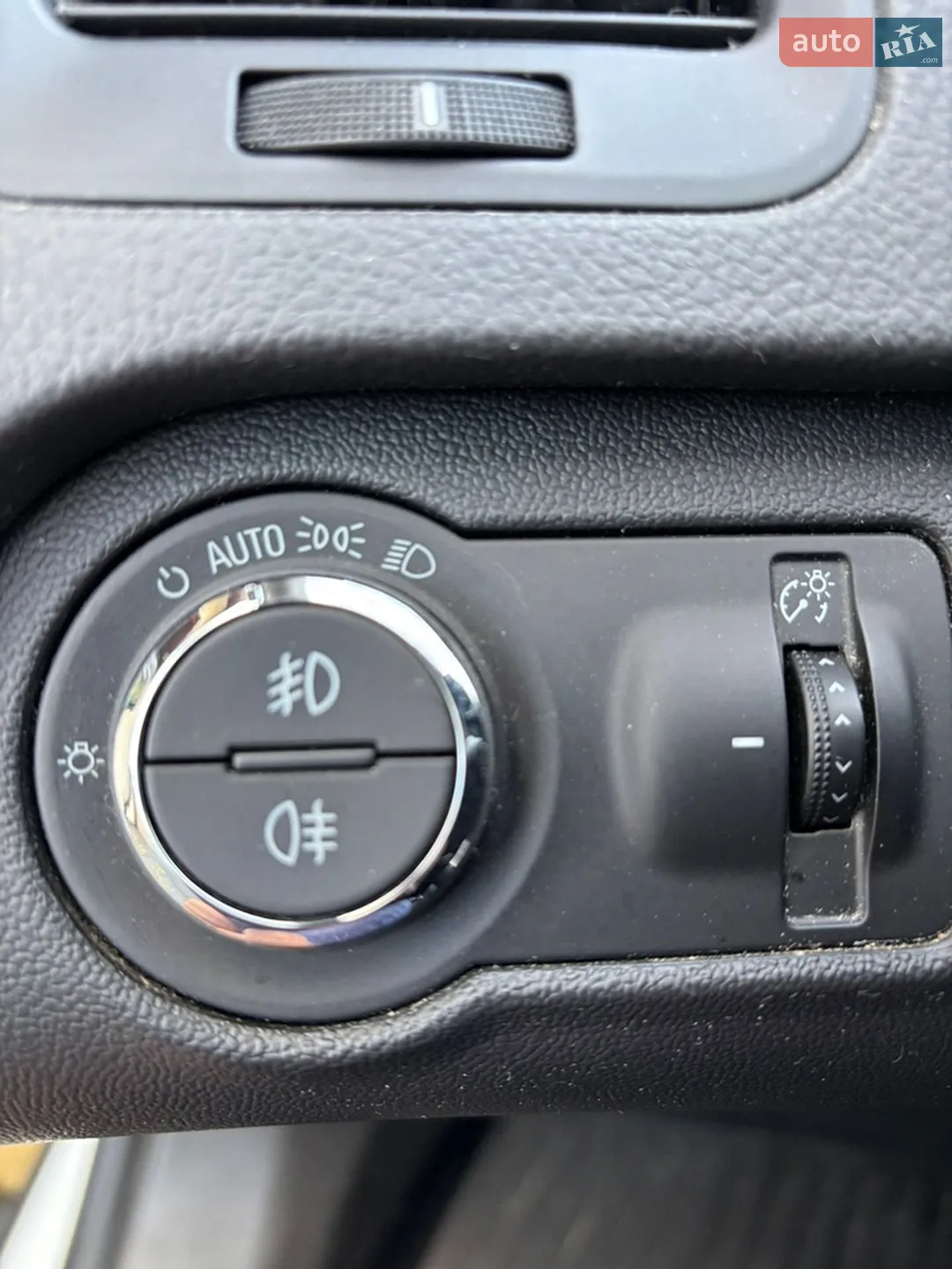2013 Opel Insignia - мініатюра 23