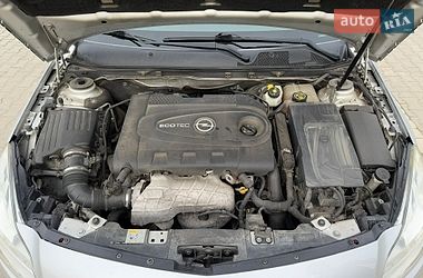 Седан Opel Insignia 2012 в Львове