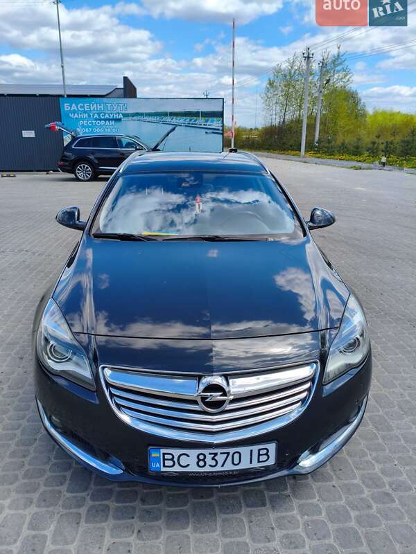Универсал Opel Insignia 2015 в Львове