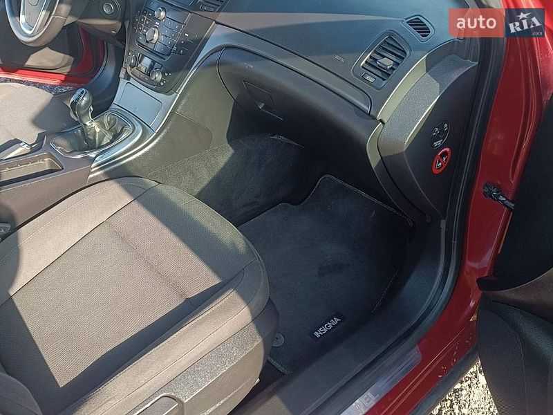 Седан Opel Insignia 2008 в Хмельницком