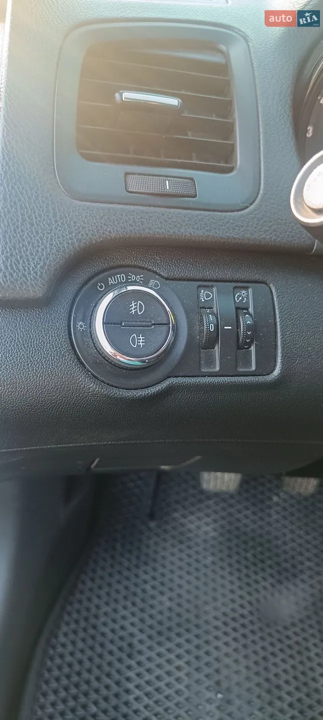 2016 Opel Insignia - мініатюра 14
