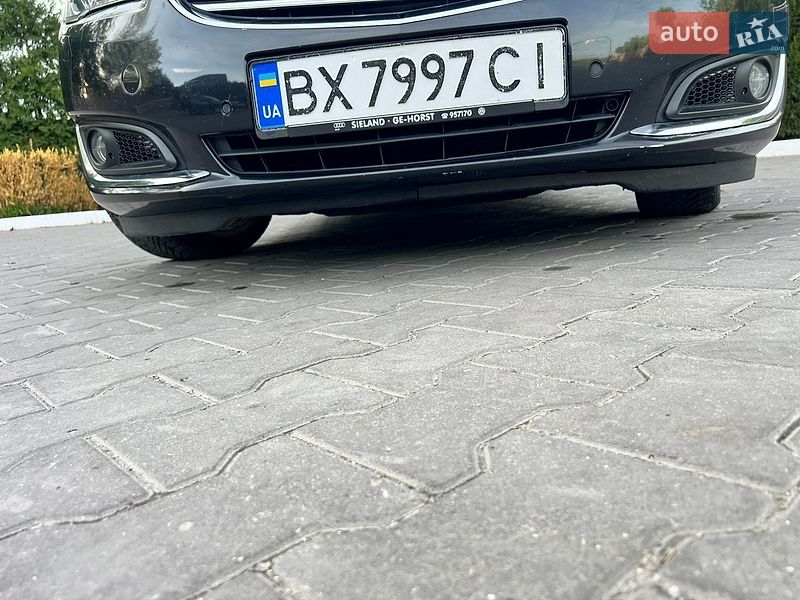 Лифтбек Opel Insignia 2014 в Волочиске