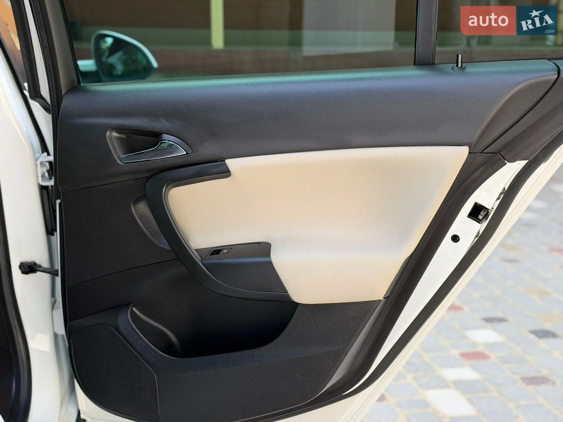 2014 Opel Insignia - мініатюра 28