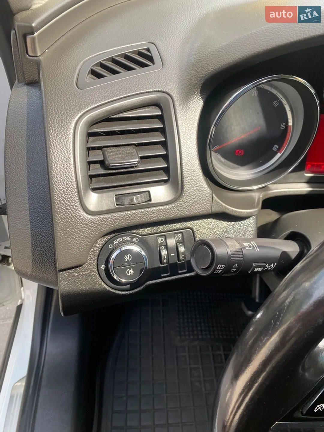 2010 Opel Insignia - мініатюра 21