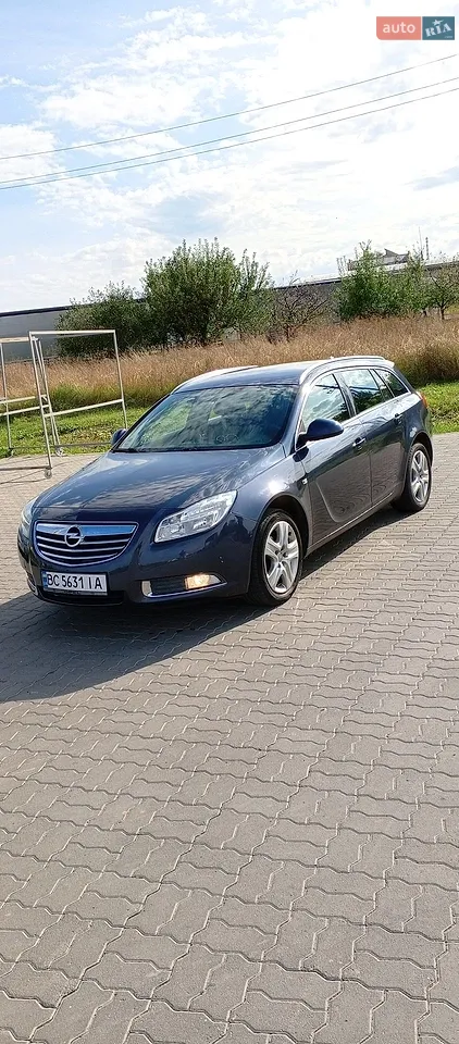 2010 Opel Insignia - мініатюра 6