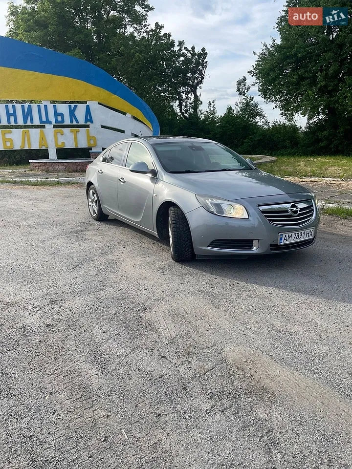 2011 Opel Insignia - мініатюра 10