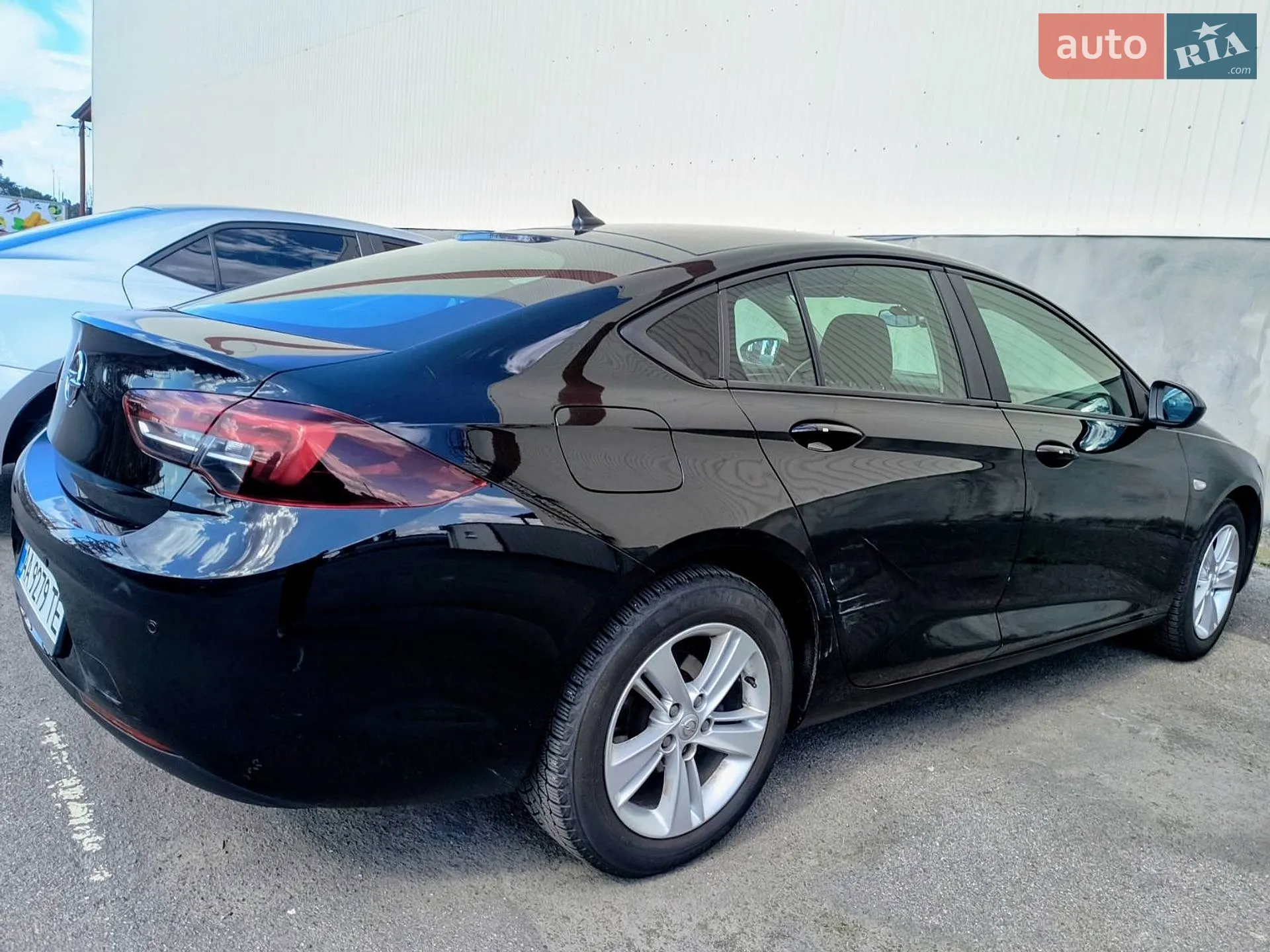 2017 Opel Insignia - мініатюра 4
