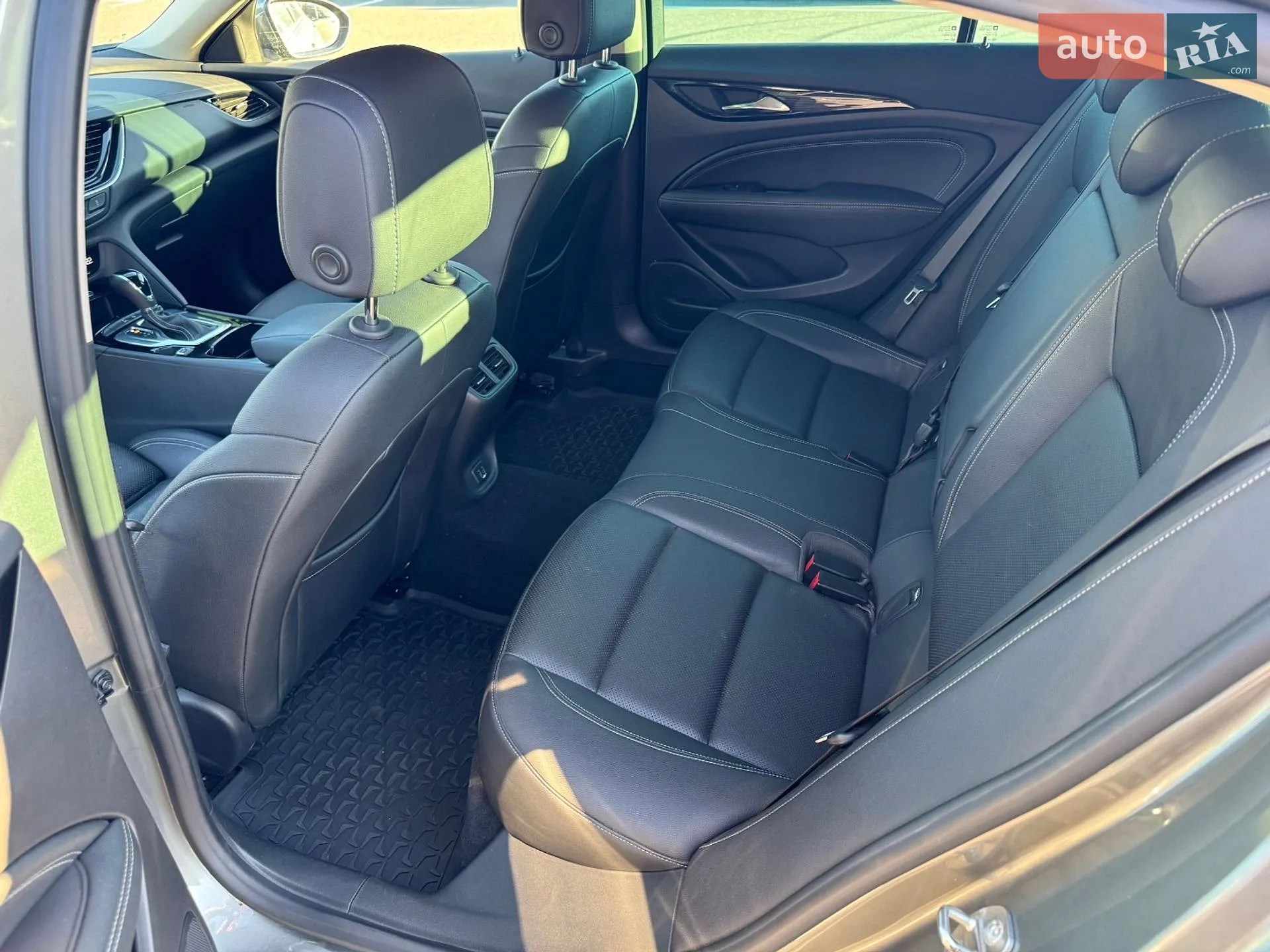 2018 Opel Insignia - мініатюра 16