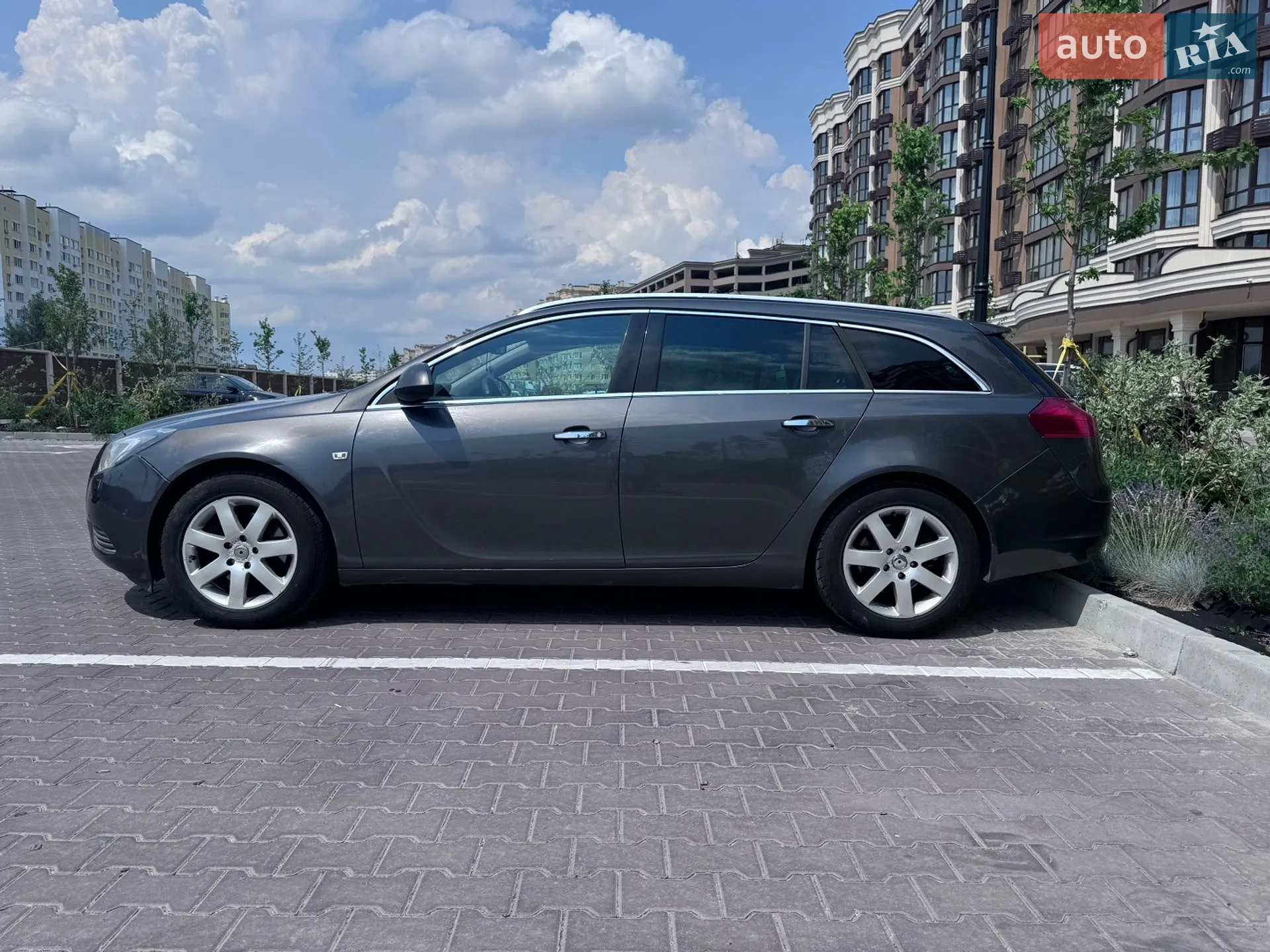 2010 Opel Insignia - мініатюра 15
