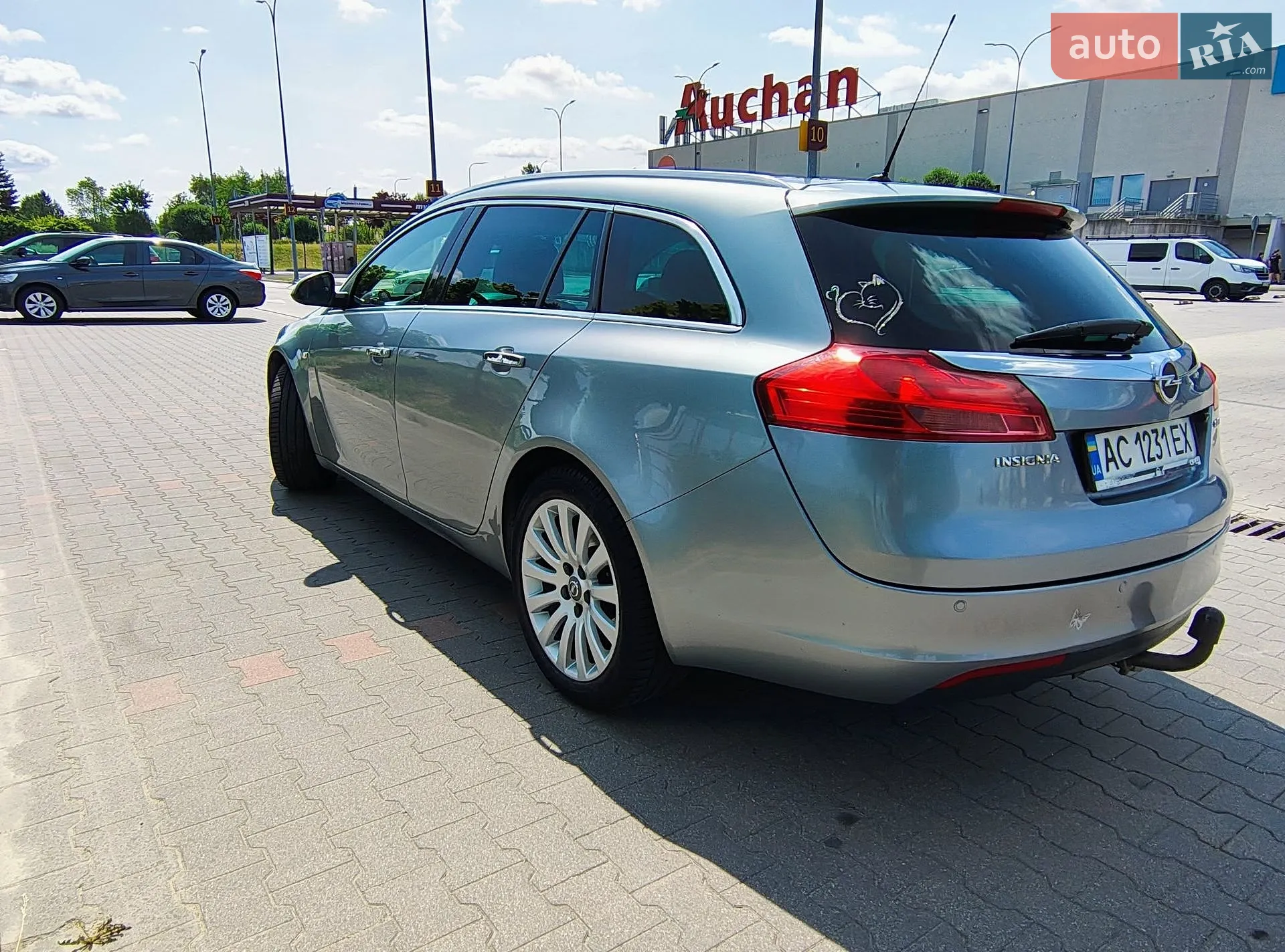 2010 Opel Insignia - мініатюра 11