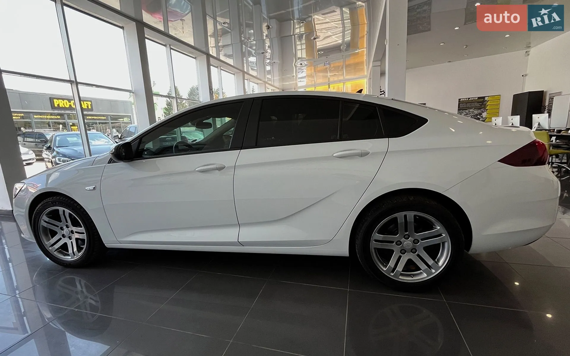 2021 Opel Insignia - мініатюра 4