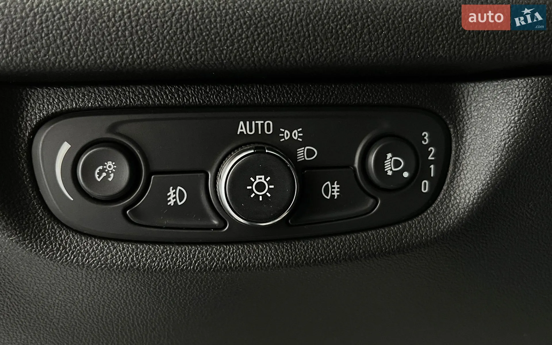 2021 Opel Insignia - мініатюра 20