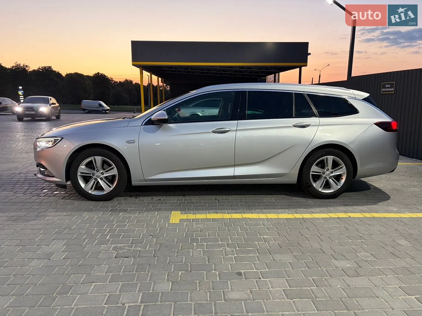 2020 Opel Insignia - мініатюра 2