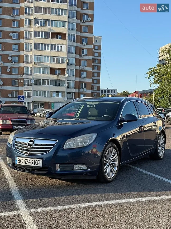 2010 Opel Insignia - мініатюра 14