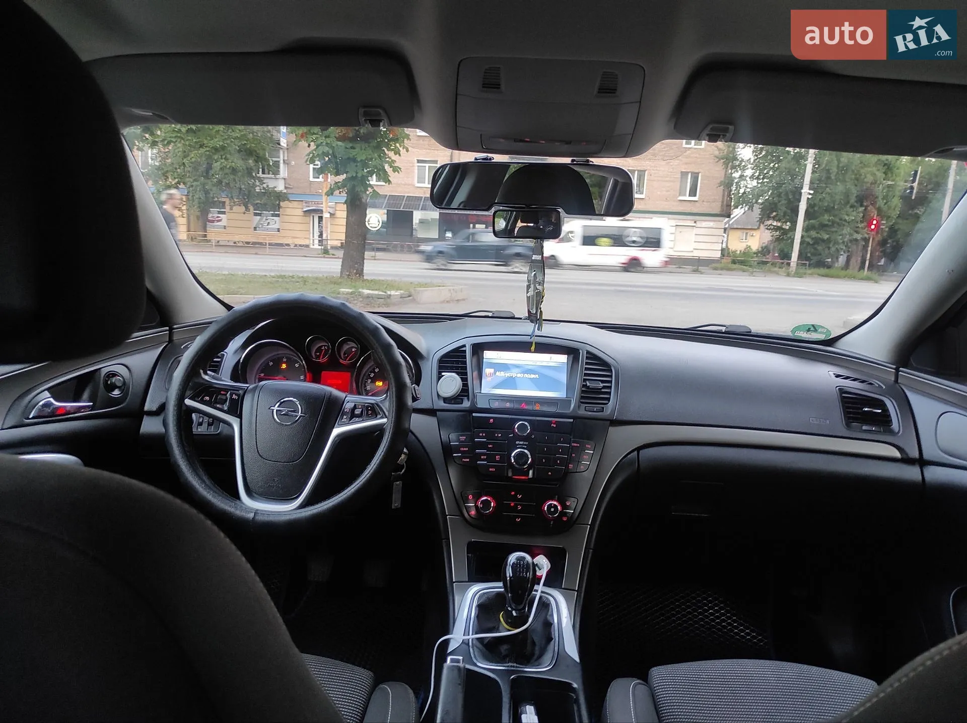 2010 Opel Insignia - мініатюра 10