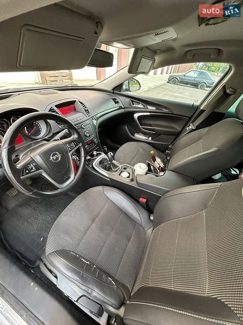 2010 Opel Insignia - мініатюра 14