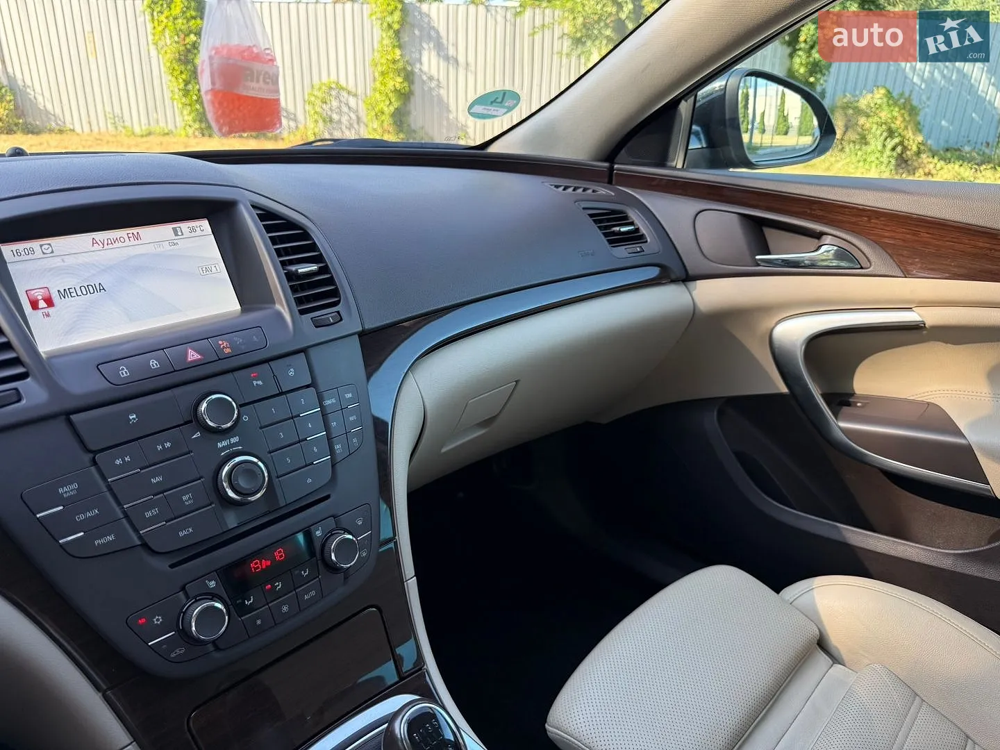 2012 Opel Insignia - мініатюра 22