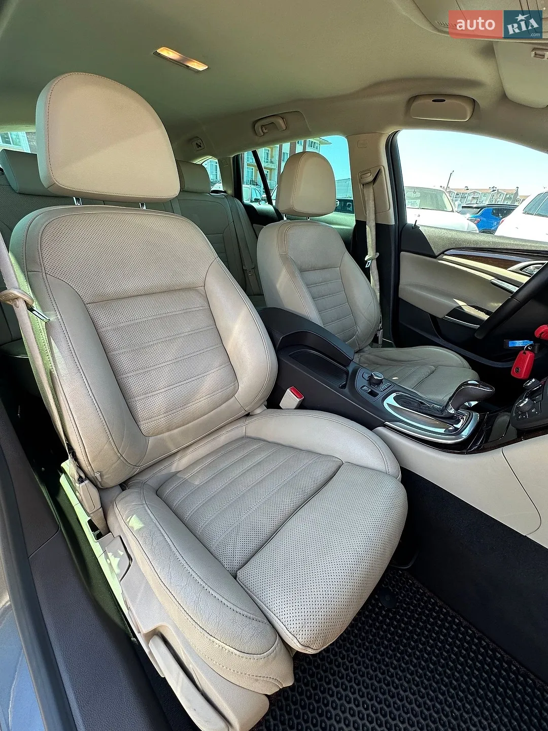2011 Opel Insignia - мініатюра 23