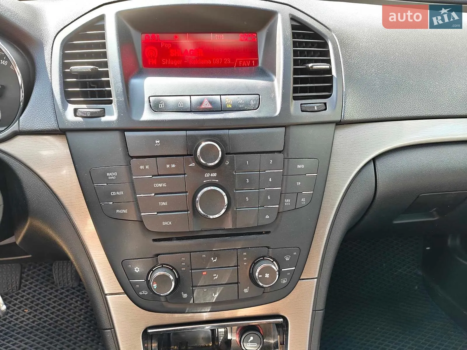 2011 Opel Insignia - мініатюра 28