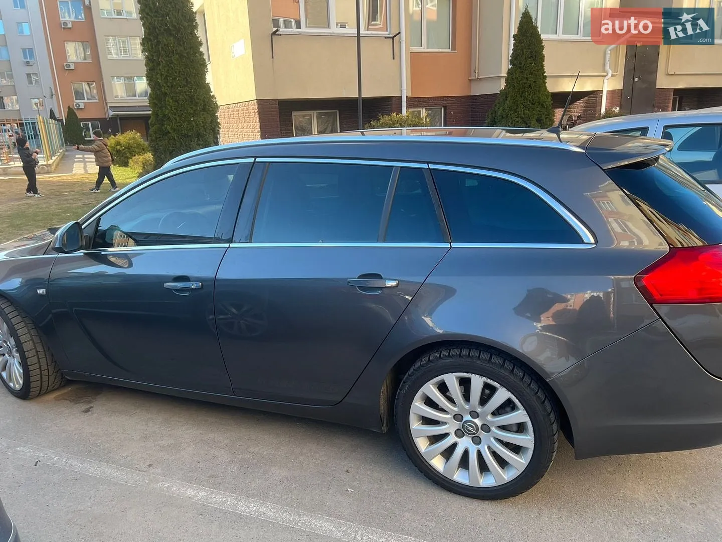 2010 Opel Insignia - мініатюра 4