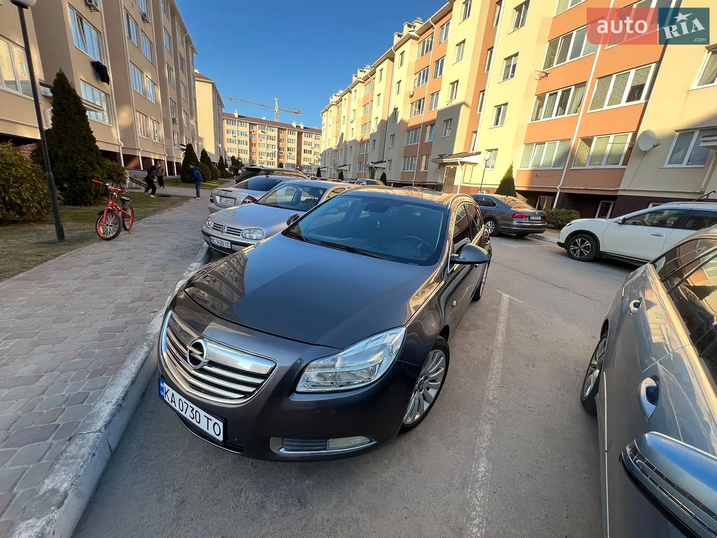 2010 Opel Insignia - мініатюра 2