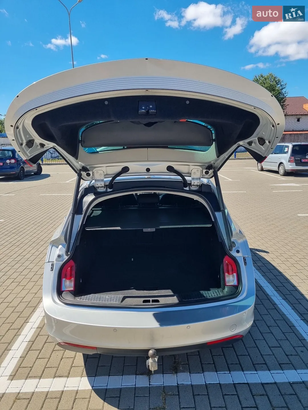 2011 Opel Insignia - мініатюра 21