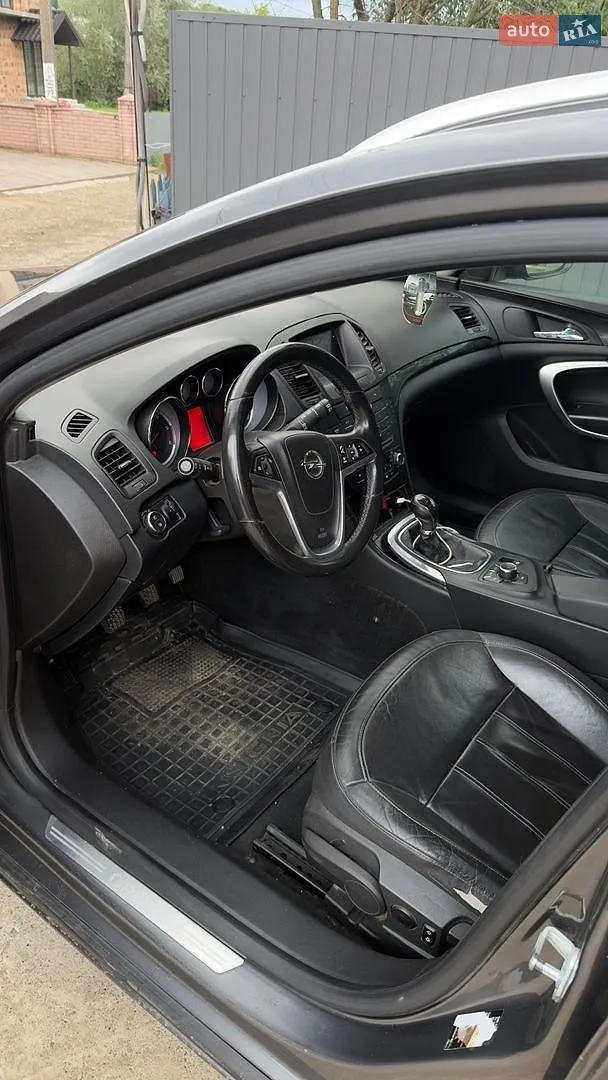 2010 Opel Insignia - мініатюра 10