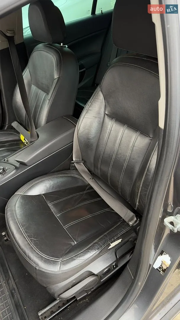 2010 Opel Insignia - мініатюра 11