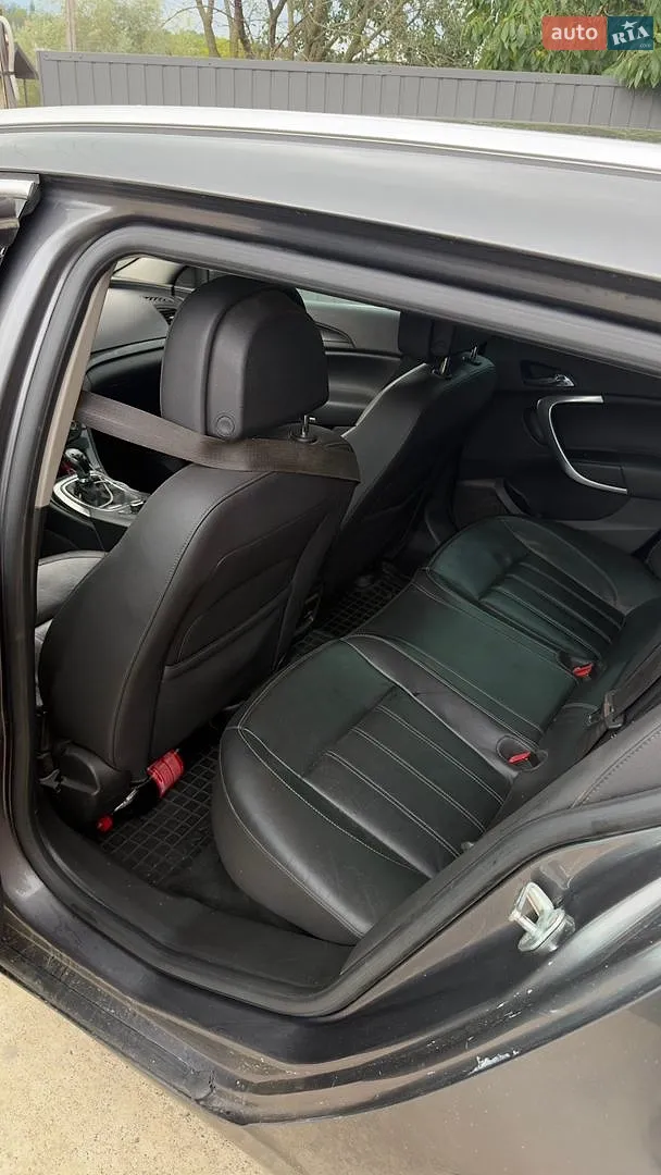 2010 Opel Insignia - мініатюра 14