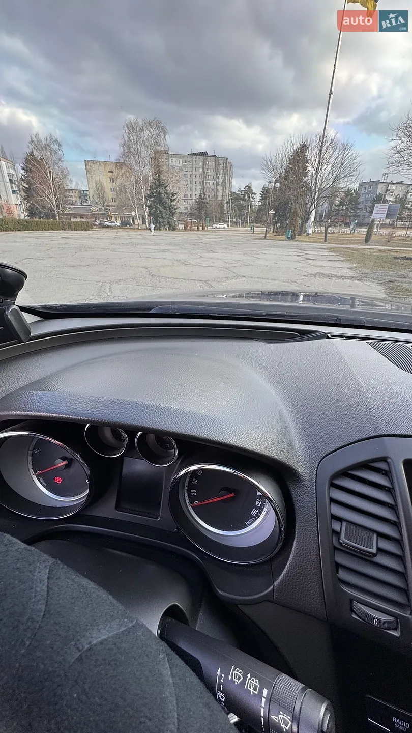 2013 Opel Insignia - мініатюра 21