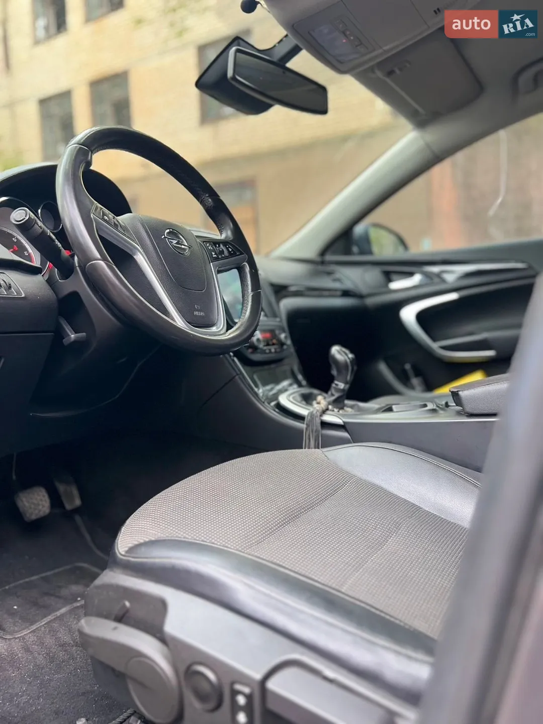 2010 Opel Insignia - мініатюра 14