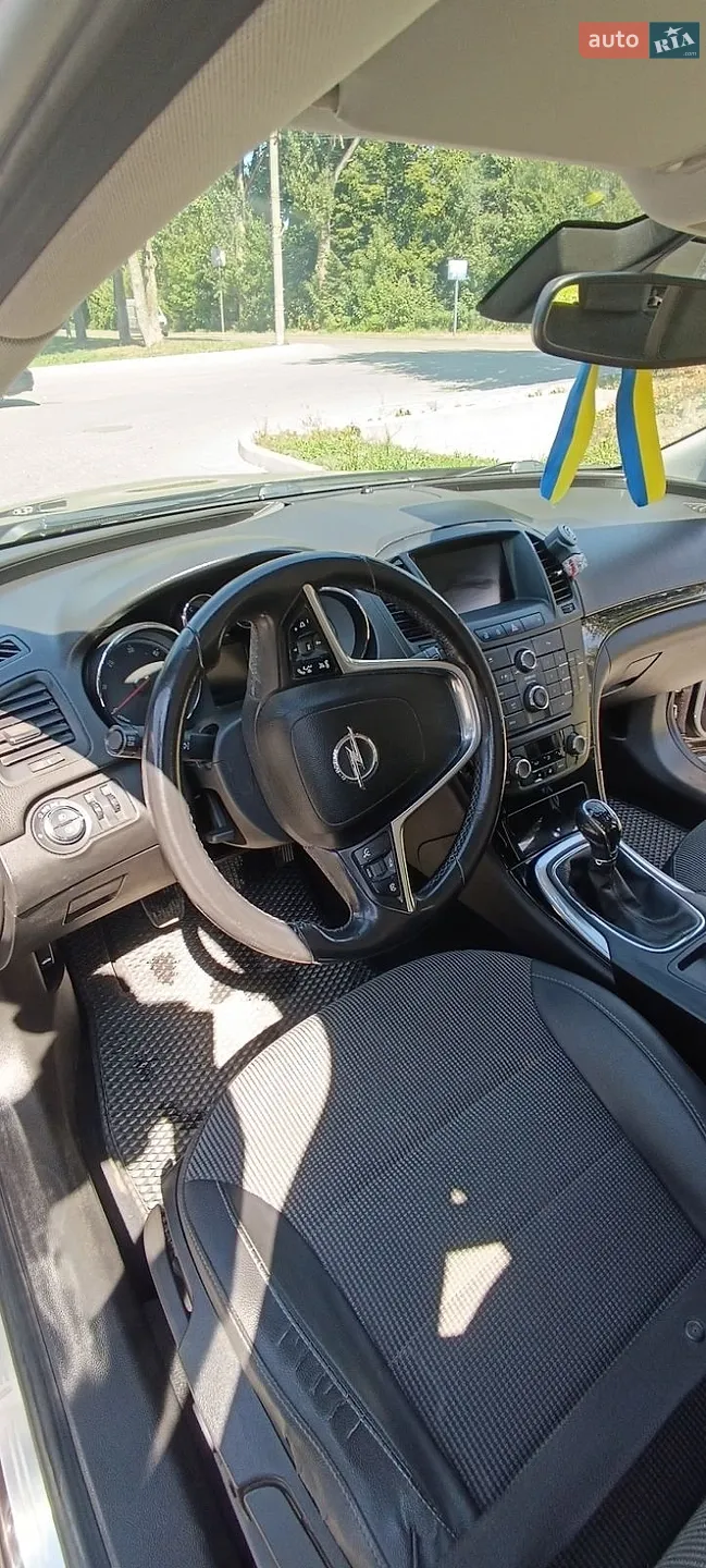 2010 Opel Insignia - мініатюра 23