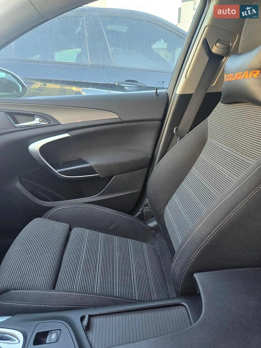 2010 Opel Insignia - мініатюра 2