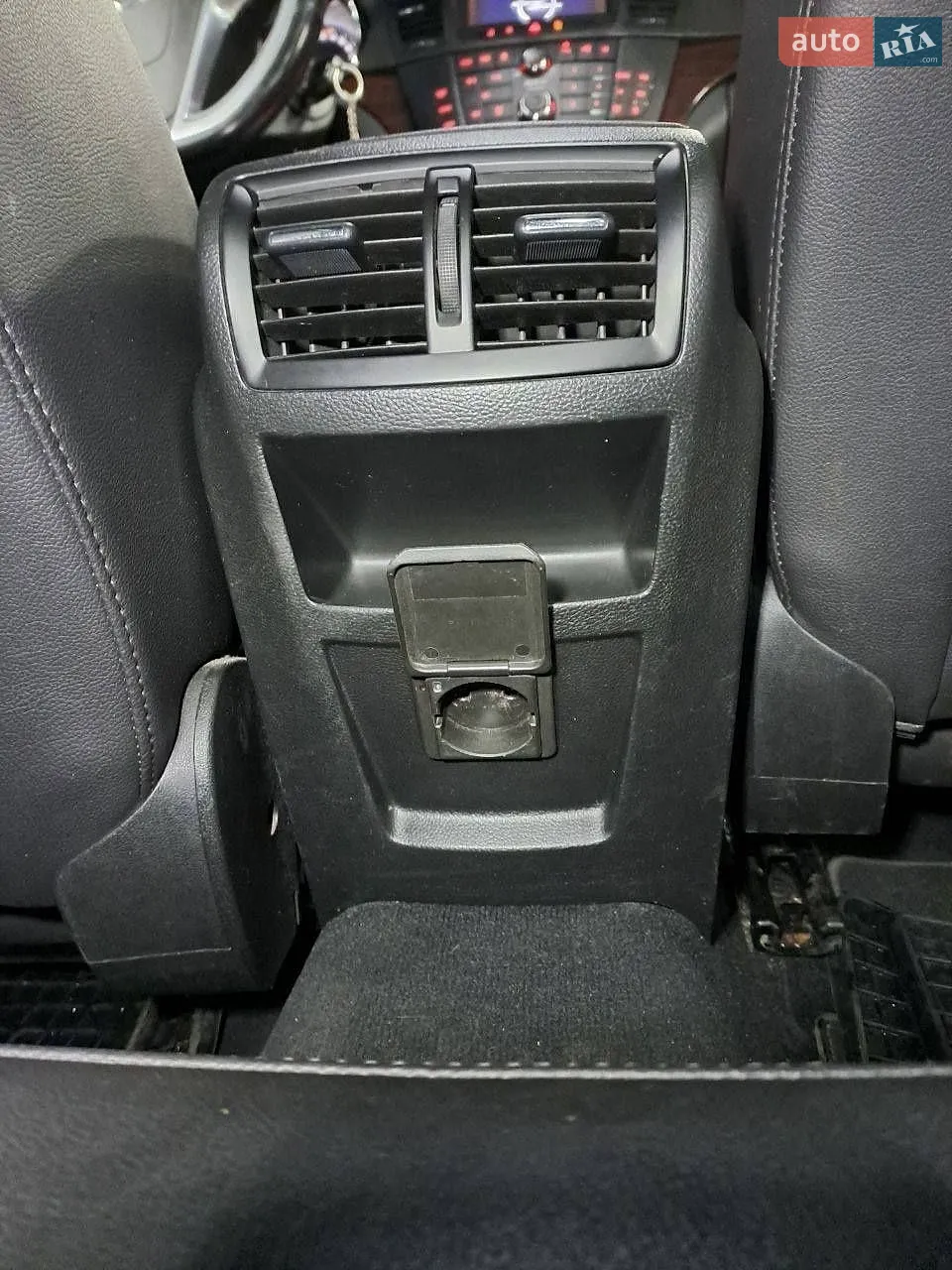 2011 Opel Insignia - фото 1