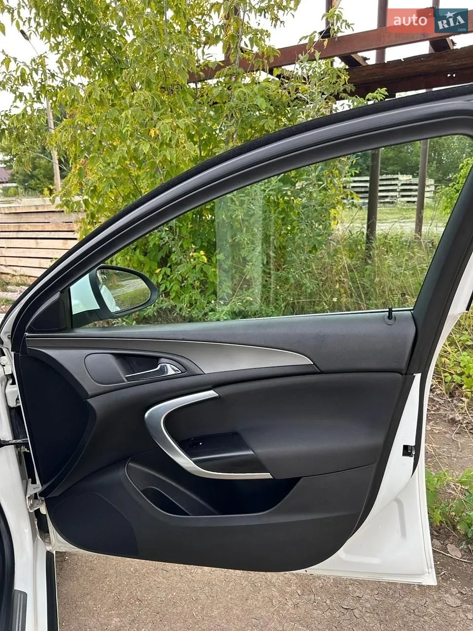 2010 Opel Insignia - мініатюра 16