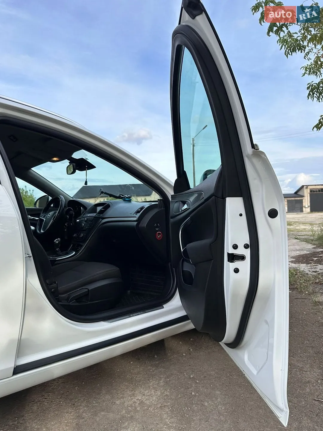 2010 Opel Insignia - мініатюра 36