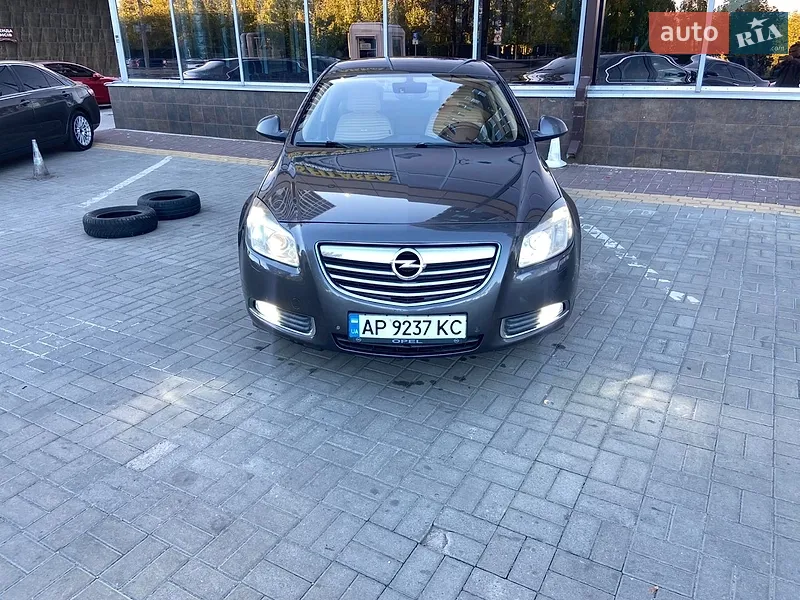 Opel Insignia 2011