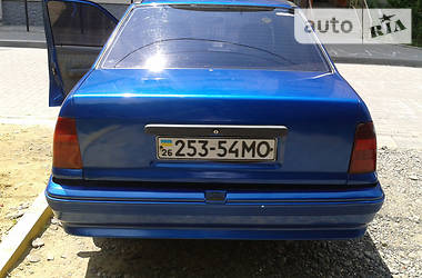 Седан Opel Kadett 1987 в Черновцах
