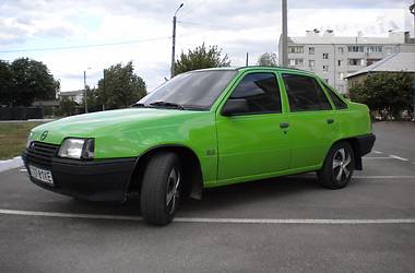 Седан Opel Kadett 1986 в Києві