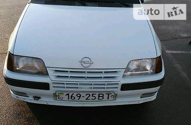 Хетчбек Opel Kadett 1988 в Вінниці