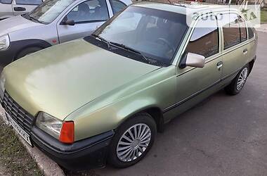 Хетчбек Opel Kadett 1986 в 