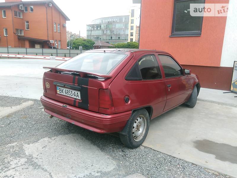 Хетчбек Opel Kadett 1988 в Хмельницькому фото 6 Хетчбек Opel Kadett 1988 в Хмельницькому