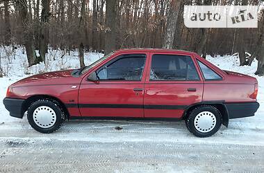 Седан Opel Kadett 1990 в Луцке