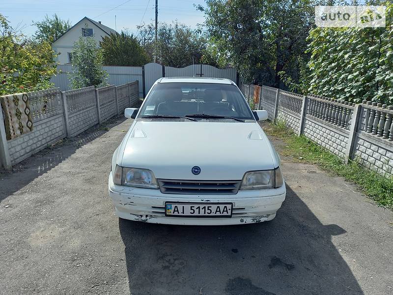 Opel Kadett 2 GSI