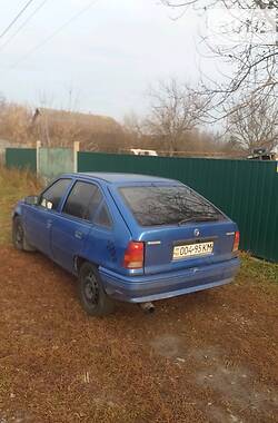 Хэтчбек Opel Kadett 1986 в Киеве