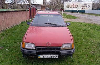 Универсал Opel Kadett 1986 в Коломые